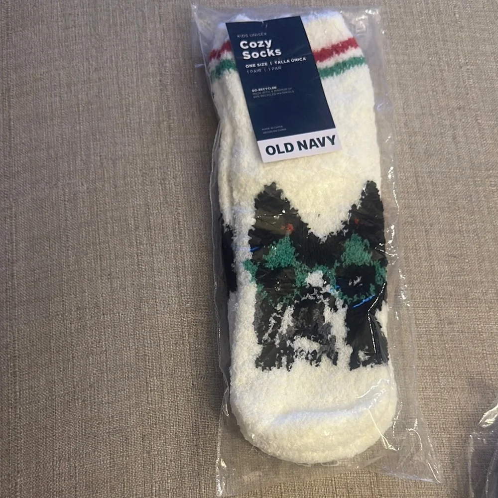 Old Navy White and Black Cozy Socks with Winter Design set of 2